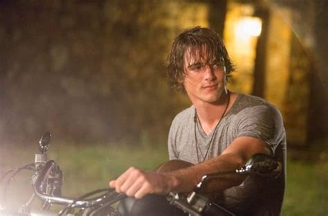 She has brown hair color and her eye color is dark brown. Jacob Elordi, Age, Height, Body Measurements, Girlfriend ...