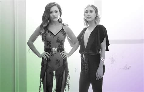 maddie and tae announce sophomore album the way it feels sounds like nashville