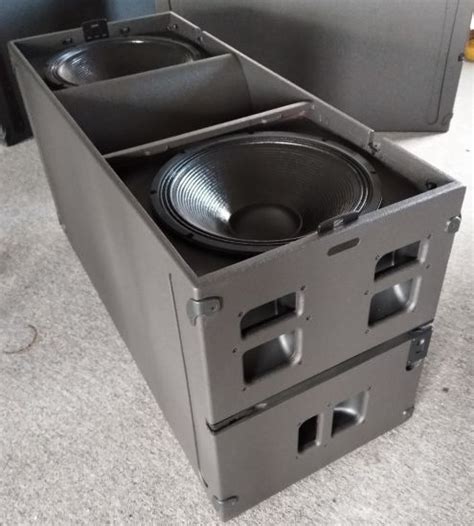 1200 watts program, 2400 watts max each. Dual 18 Empty Bass Speaker Cabinet | Cabinets Matttroy