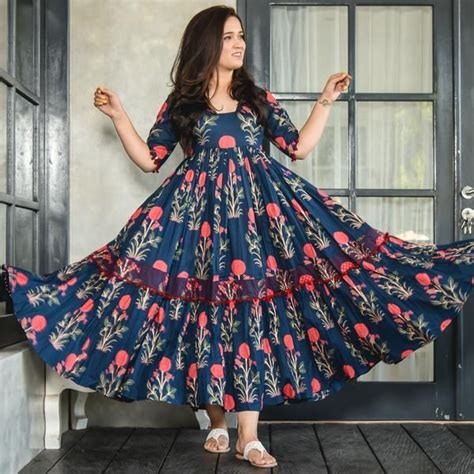 Simple Kurti Designs Kurta Designs Women Churidar Designs Blouse Designs Indian Gowns