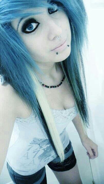 Pin By Alister Bay On Hair I Like Cute Emo Girls Scene Girls Emo