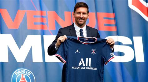 Leo Messi first day at PSG in Paris, First words, quotes  SportsHistori