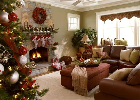 Beautiful Christmas Living Room Decorations Ideas For Your Home