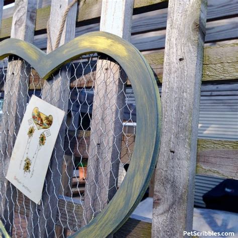 Rustic Chicken Wire Heart Garden Sanity By Pet Scribbles