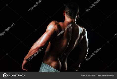 Sexy Mann Mit Muskulösem Körper Und Nacktem Oberkörper Muskulöser Hintern Männlicher