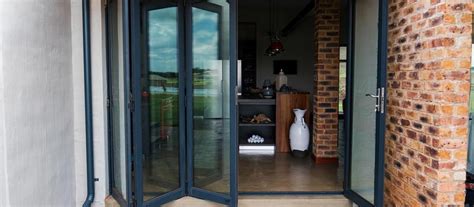 Configuration and sizes, as well as series type is determined by manufacturing costs and represents the most efficient and cost. Aluminium Doors Pretoria & Aluminium Folding Doors Feature
