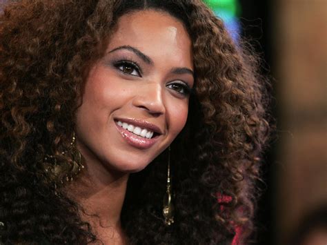 Beyonce Knowles Hot Pictures Photo Gallery And Wallpapers