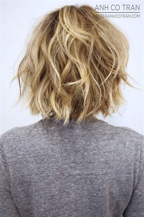 Side layered messy hair with dforce for genesis 8 female (s) is conforming only in base initial shape, haircut is especially designed for simulations with dforce engine. 38 Super Cute Ways to Curl Your Bob - PoPular Haircuts for ...