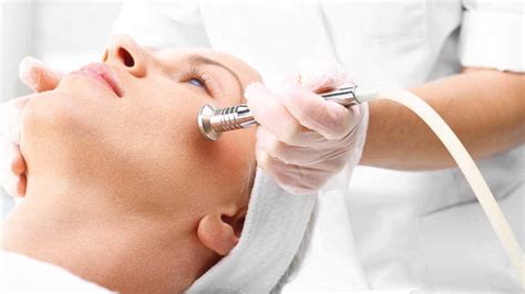 Skin Tightening Treatment Procedure Types And Benefits 7dmc