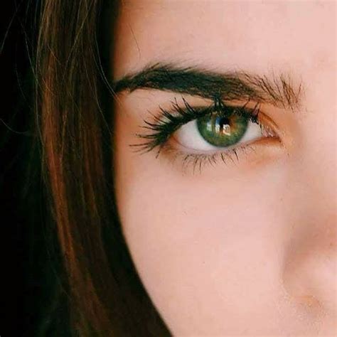 صور عيون خضر تامل جاذبية العيون الخضراء احساس ناعم