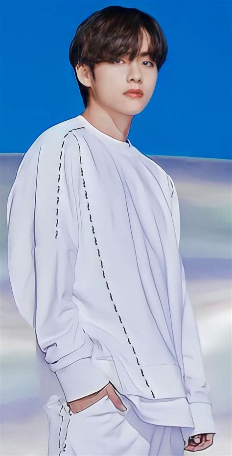 Foto kim taehyung waktu kecil. Pin oleh sora di AMORE MIO di 2021 | Laki-laki tampan, Artis kecil, Foto kekasih