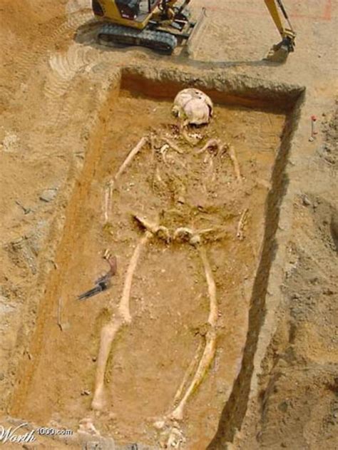 Archaeologists Were Stunned To Discover Giants Tombs In Crimea