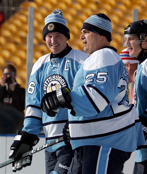 30 Years After On Ice Collision Former Penguin Kevin Stevens Courses