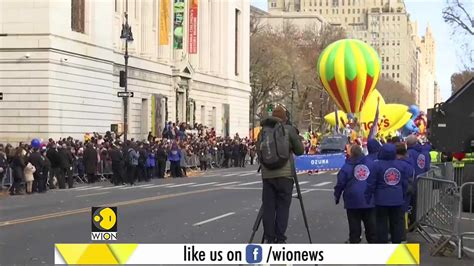 Fineprint: New Yorkers enjoy Thanksgiving parade - World News