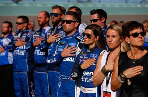 Danica patrick 10 aspen dental chevrolet. NASCAR: Drama between Ricky Stenhouse Jr. and Danica ...