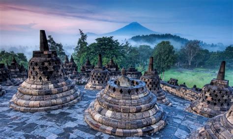 Borobudur wikipedia bahasa indonesia ensiklopedia bebas. 78+ Gambar Candi Borobudur Full Hd Paling Bagus - Gambar ...