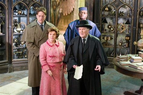 What if cornelius fudge believed harry? chilango - Murió Robert Hardy, el Ministro de Magia en ...