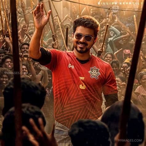 Check out vijay images, photos, pics and latest hd wallpapers for free downloading in hd resolutions. 35+ Bigil Movie Latest HD Photos & Posters, Wallpapers ...
