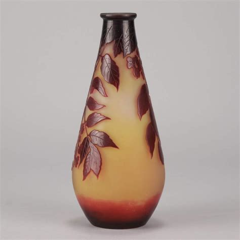 slender-red-flower-vase-art-nouveau-cameo-glass-by-emile-gallé