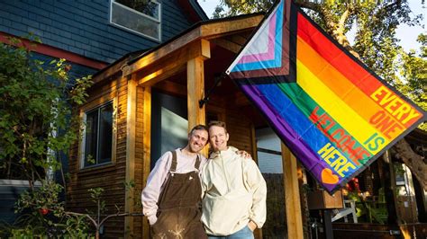 Boise Couple Receives Support After Lgbtq Pride Flag Burned Idaho