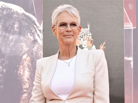 Jamie Lee Curtis Strips Naked For Racy Bath Snap As She S Hailed