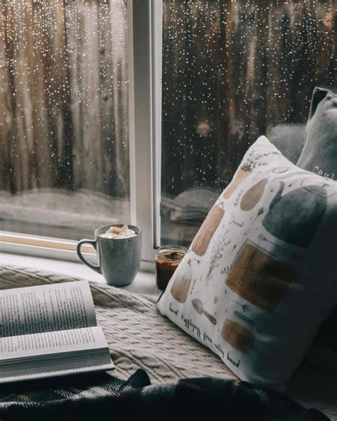 15 Romantic Rainy Day Bedroom Ideas Obsigen