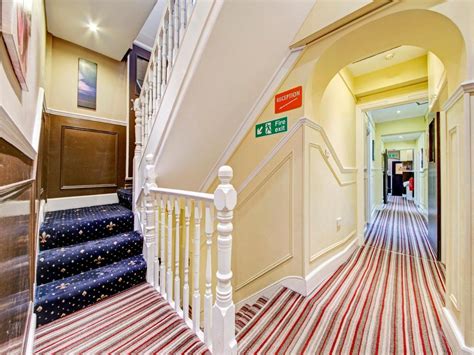 Boston Manor Hotel Deals And Reviews Ealing