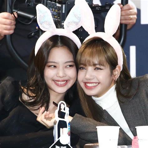 Blackpink In Talk To Have Their First Subunit With Jennie And Lisa