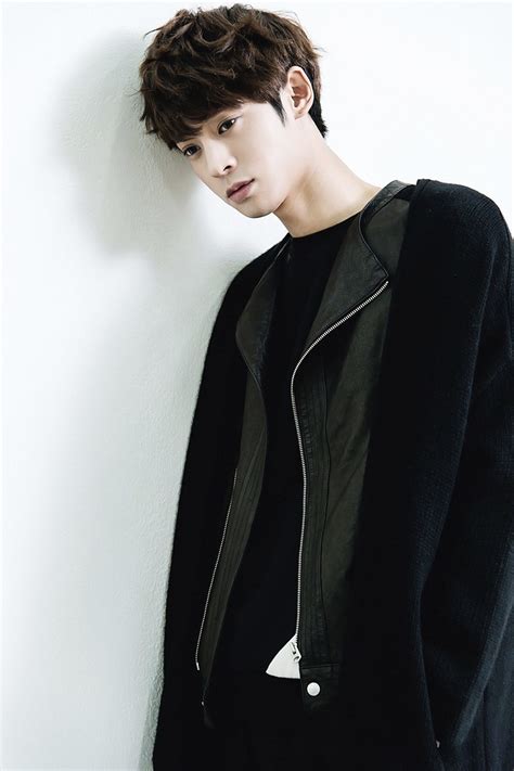 Jung Joon Young Is Ready For Winter With Sieros Fw Collection