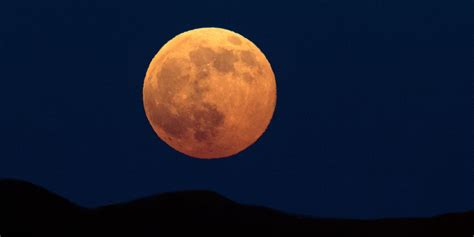 An Incredible Super Blue Blood Moon Will Occur At The End Of January 2018