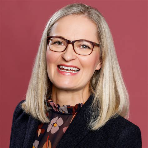 Die schwerpunkte der johnson matthey catalysts (germany) gmbh (jmcg) mit sitz in redwitz liegen in der entwicklung und rund 650 mitarbeiter sind für johnson matthey in redwitz tätig. Manuela Bohlius - Leiter Personal - Johnson Matthey ...