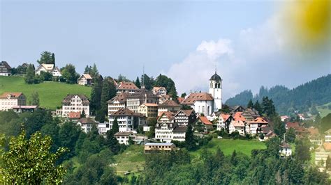 Die schönsten Dörfer der Schweiz: Trogen und Schwellbrunn treten in ...
