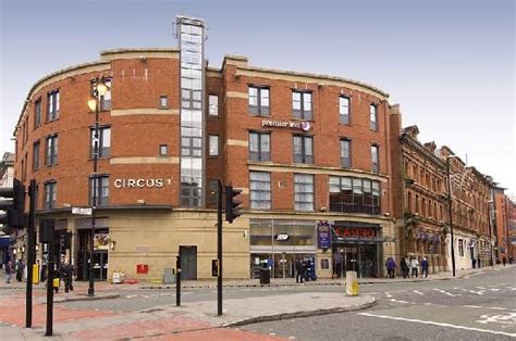 Old trafford and university of manchester are also within 6 mi (10 km). Premier Inn Manchester City Centre - Portland Street Hotel ...