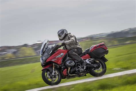 The new bmw r 1250 rt gives you more freedom than ever before. Test BMW R 1250 RT: Turista z povolání - Autobible.cz