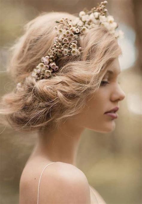 46 Romantic Wedding Hairstyles With Flower Crown Diy Tutorials Deer