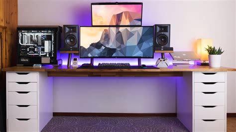 AMAZING Dual Monitor Setup - Setup Spotlight 