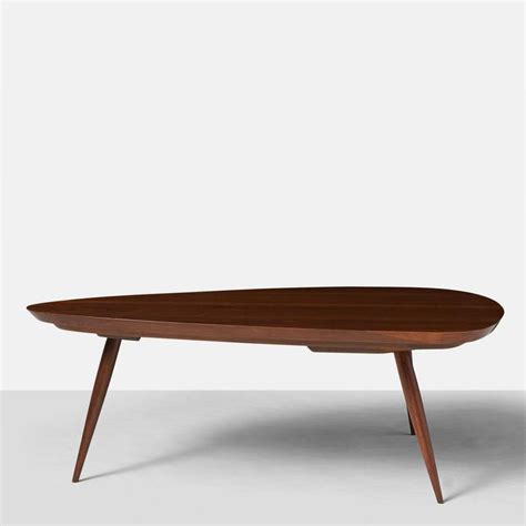 Tamlyn round top coffee table. Phillip Lloyd Powell Coffee Table For Sale at 1stDibs