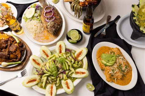 Hours may change under current circumstances EL CALAMAR - 489 Photos & 414 Reviews - Mexican - 315 W ...