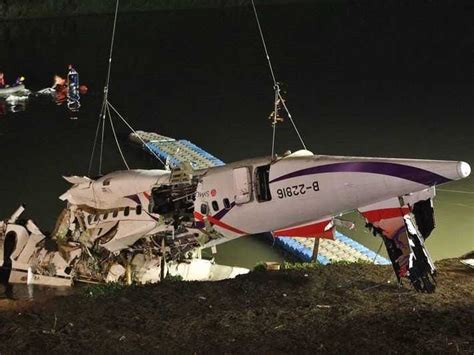 The Death Toll From The Transasia Plane Crash In Taiwan Has Risen To 31