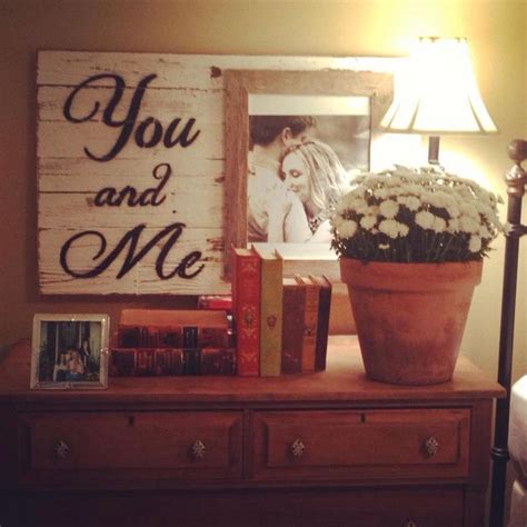 Custom picture frames can be pricey. Barn wood picture frame. Love it!! Diy home decor on a ...