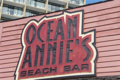 Live Music Cool Drinksyoull Love The Famous Ocean Annies