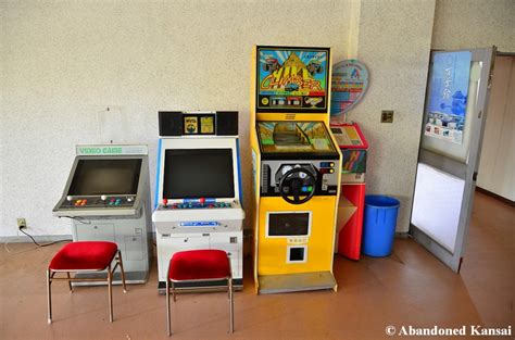 Abandoned Japanese Arcade Machines Abandoned Kansai