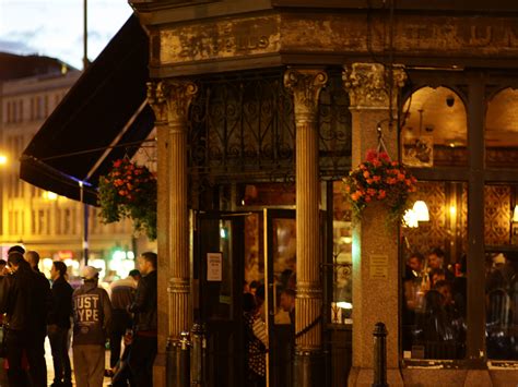 Londons Best Historic Pubs 11 Old Boozers With A Story To Tell