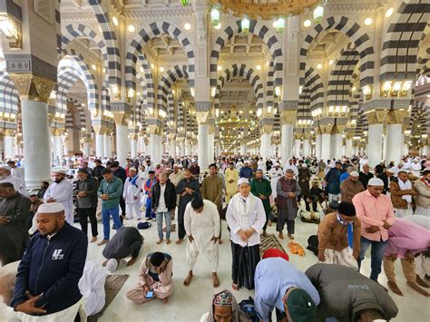 Muslim Pilgrims Flock To Prophets Mosque In Medina During Umrah