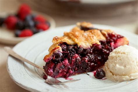 Gingery Mixed Berry Pie Recipe Nyt Cooking