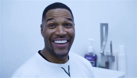 Michael strahan on how good morning america is more 'intimidating' than being in the nfl. Michael Strahan Appears to Close Gap in Teeth