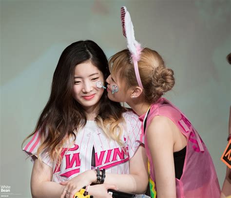 Fans Losing It Over Photo Of Twice Momo Kissing Dahyun