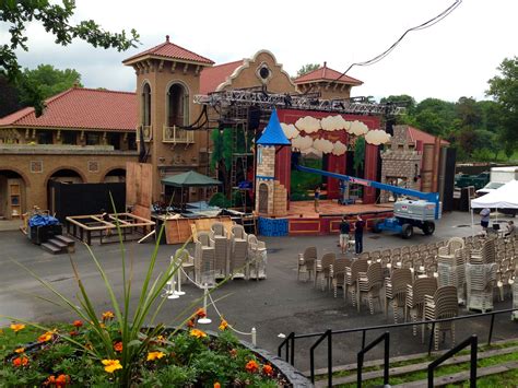 on a walk in downtown albany: park playhouse - GOOD UNIVERSE NEXT DOOR