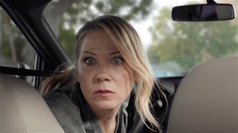 Christina Applegate In Mandms Super Bowl Ad — Plays Impatient Mom