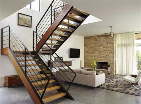 Contoh Desain Tangga untuk Rumah Mungil | Desain Rumah Idaman Minimalis
